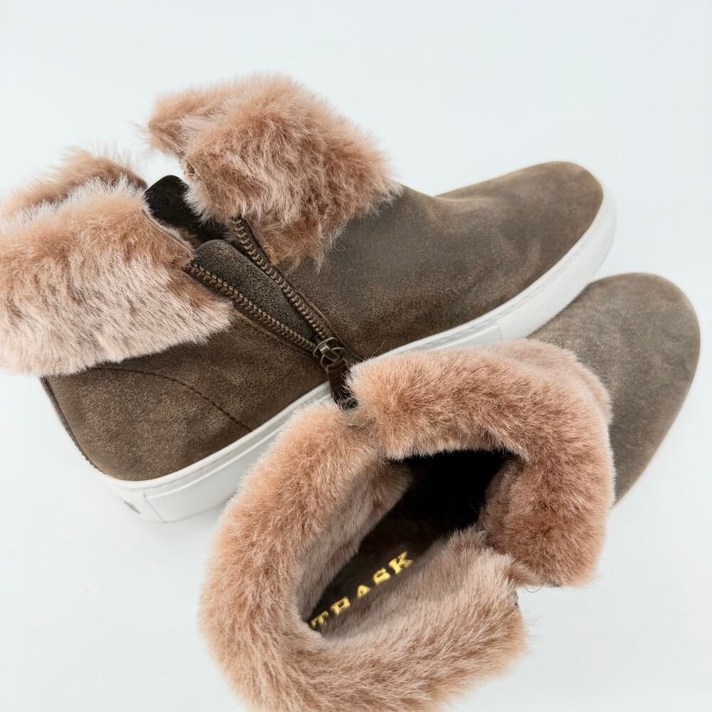 Trask Faux Fur Trim Sneaker Boots Taupe Brown Zip Women’s Size 8M